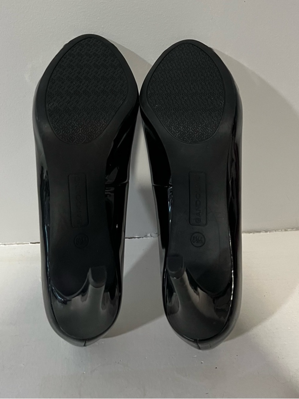 Bandolino Black Patent Peep-Toe Heels 👠 - Picture 11 of 13